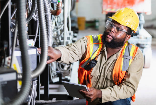 Best Affordable Emergency Electrician  in Oakville, CT